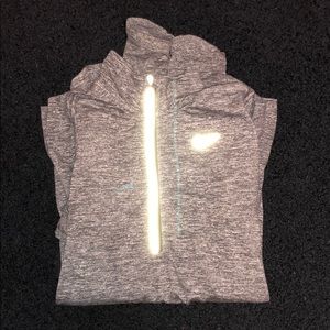 Women’s Small Nike Long Sleeve Dri-Fit